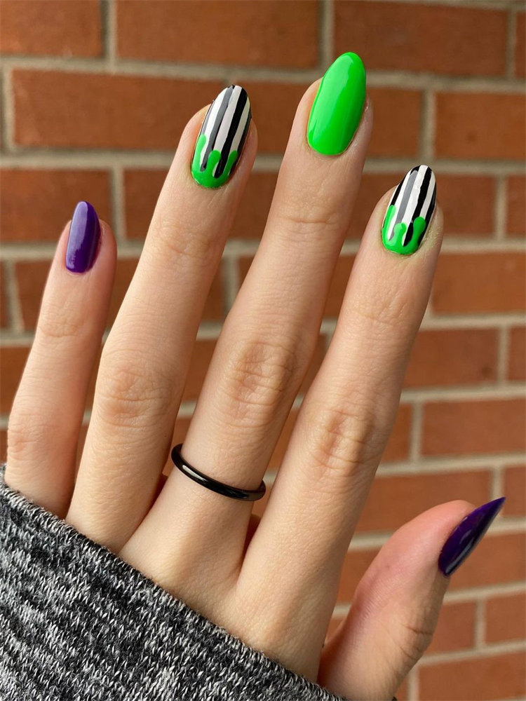 Stripe and Drip Nails Design for Halloween