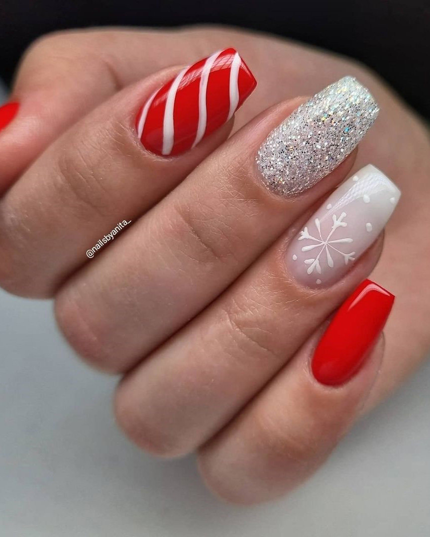 Red Candy Cane Nails Design