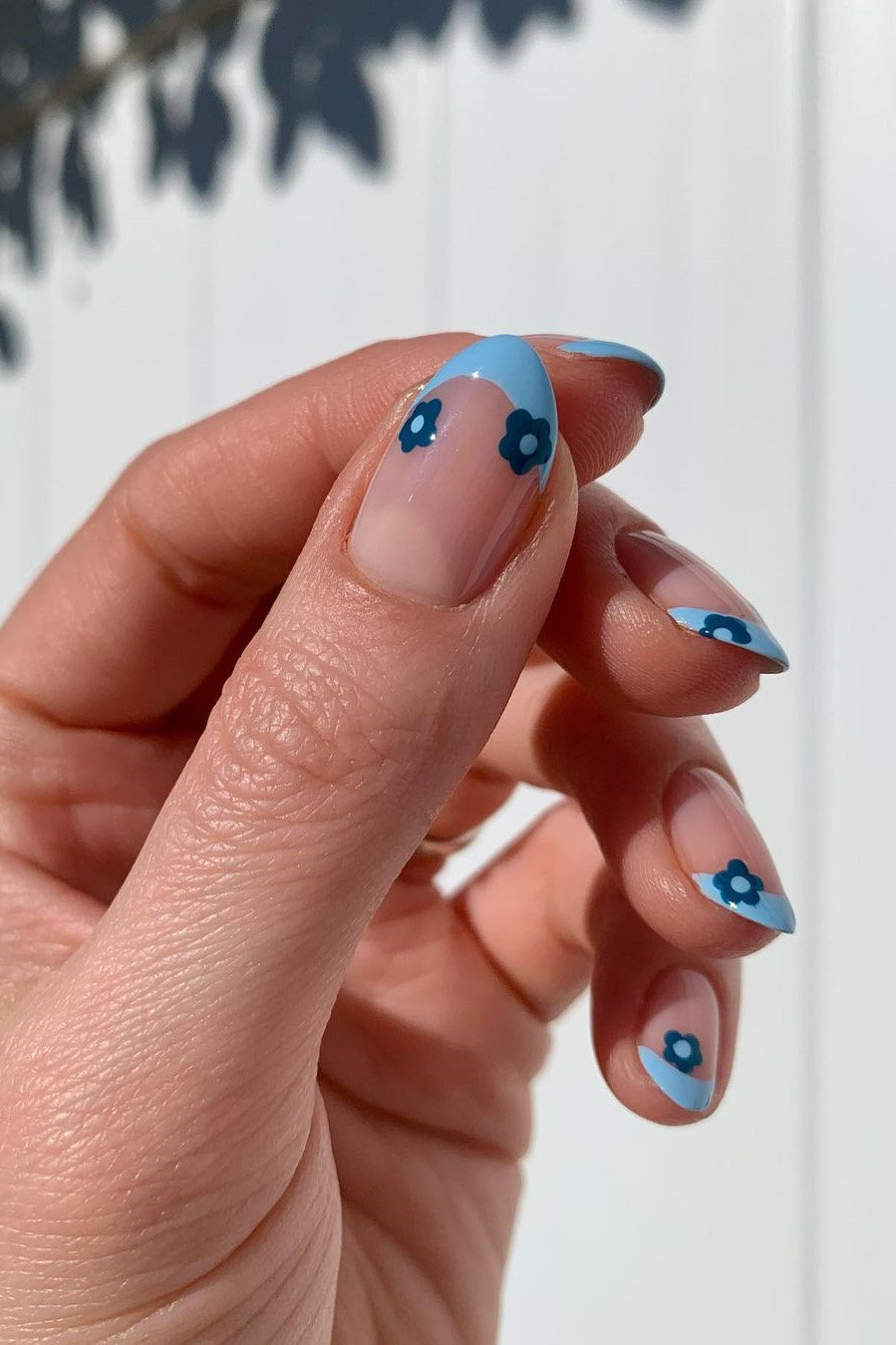 Blue French Nails with Daisy