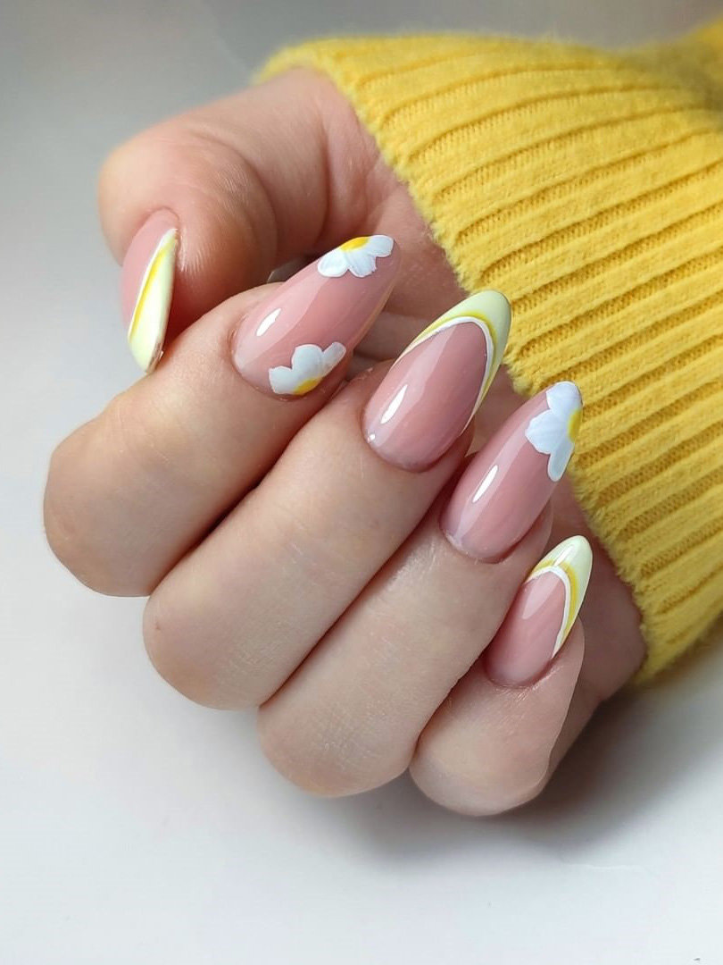 Flower Nails and French Manicure