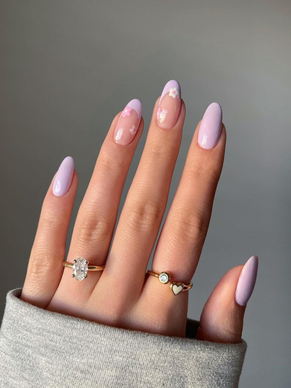 Cute Lilac Nail Design