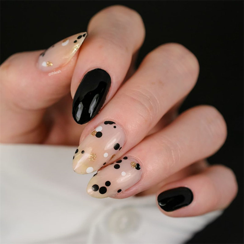 Black and Gold Polka Dot Nails Idea