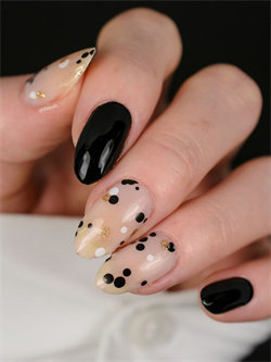 Black and Gold Polka Dot Nails Idea