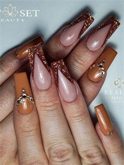 Gorgeous Brown Glitter French Manicure