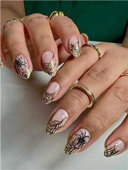 Halloween Gold Spider Web Nails Design