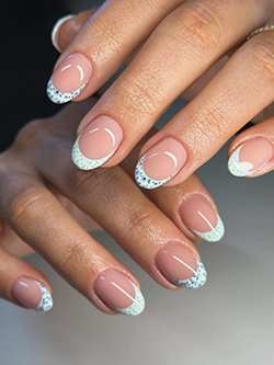 Chic Flower French Tip Nail Art
